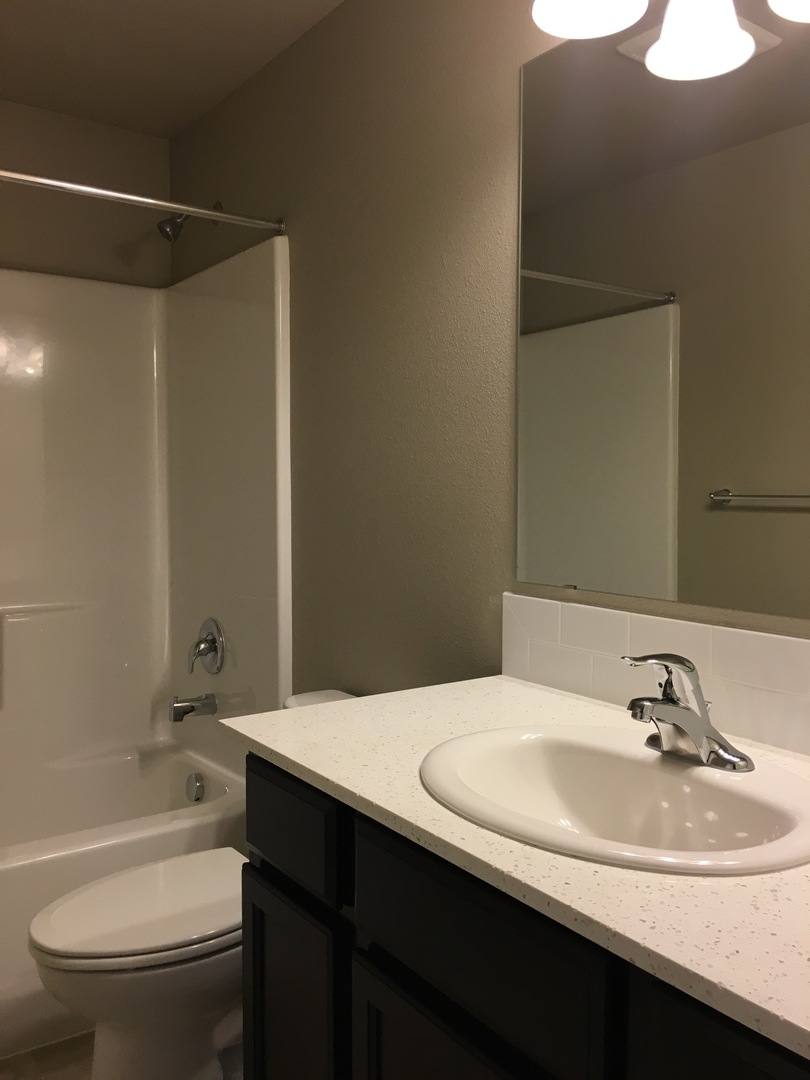 594 N Trinity Way, Sisters, OR 97759 - Townhouse for Rent - Image 6