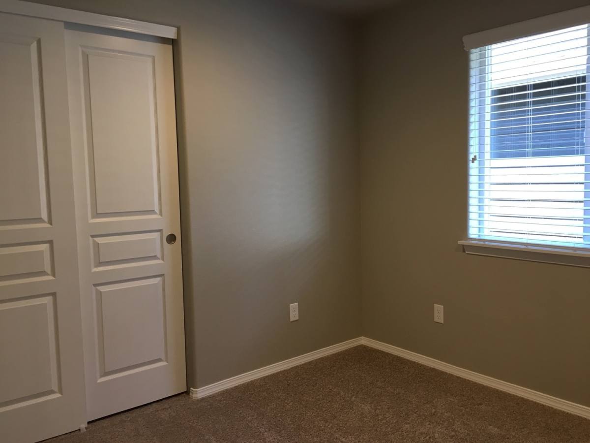 594 N Trinity Way, Sisters, OR 97759 - Townhouse for Rent - Image 7