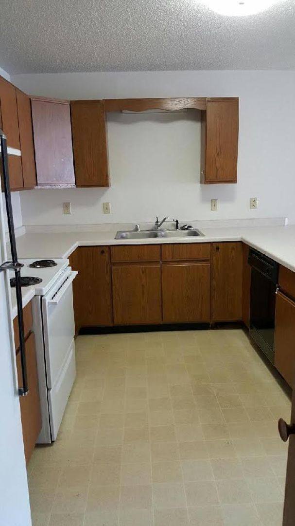 Apartment for rent at 1810 N 10th Ave, Wausau, WI 54401