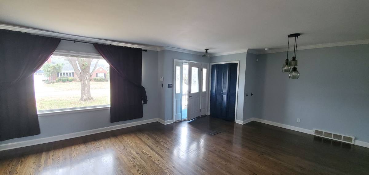 House for rent at 3013 Wellbrooke Rd, Louisville, KY 40205