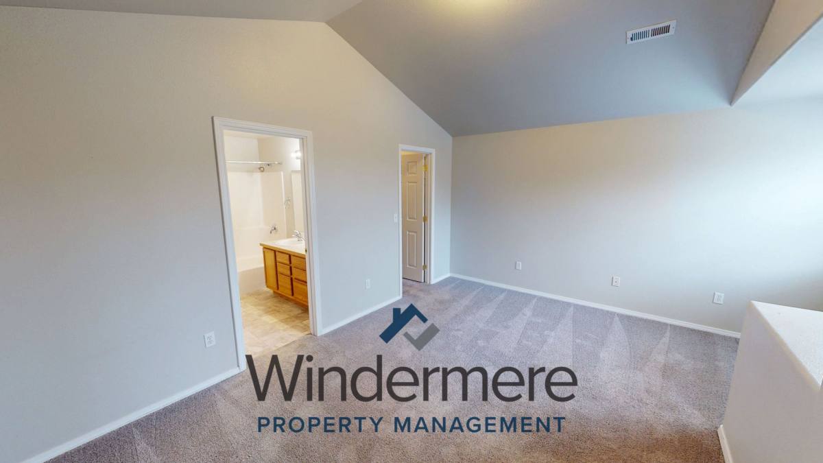 House for rent at 1243 SE Newgate Dr, College Place, WA 99324
