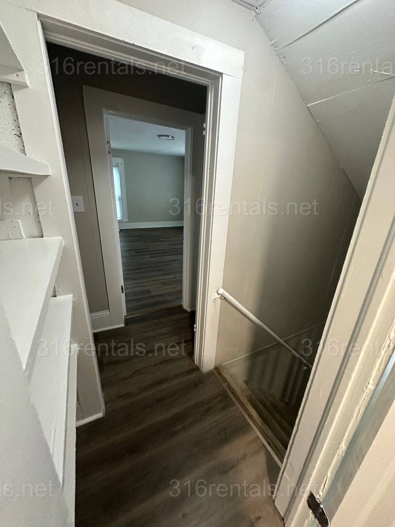 Apartment for rent at 201 N Clarence, Wichita, KS 67203