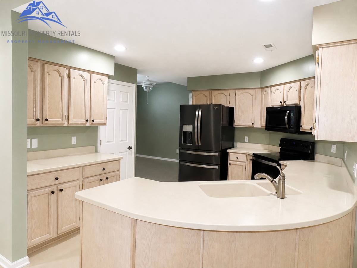 Condo for rent at 123 Oak Dr Bldg #1, Branson, MO 65616