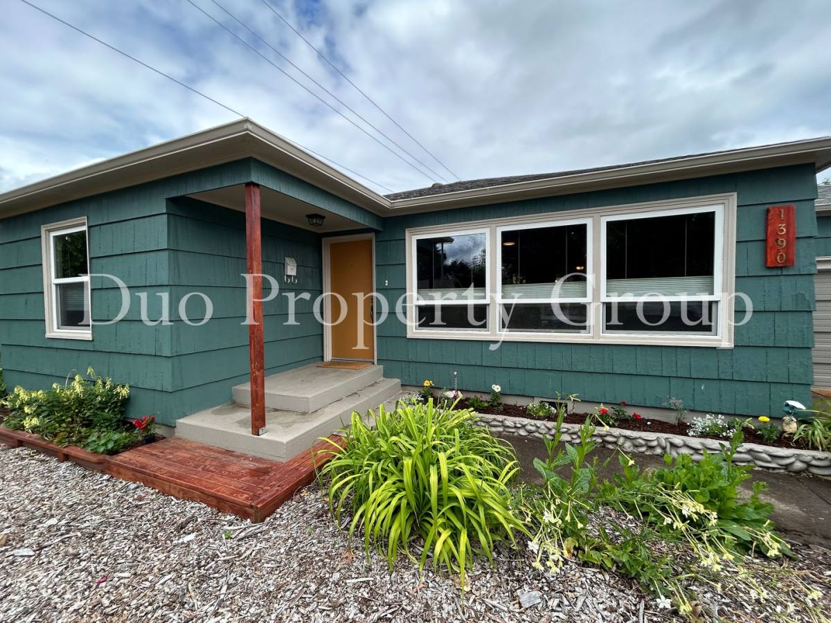House for rent at 1390 M St, Springfield, OR 97477