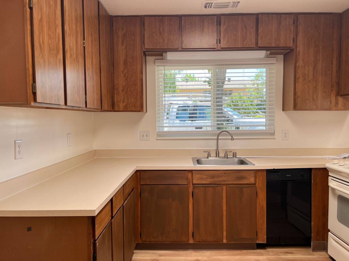 House for rent at 8141 Forest Oak B, Citrus Heights, CA 95610