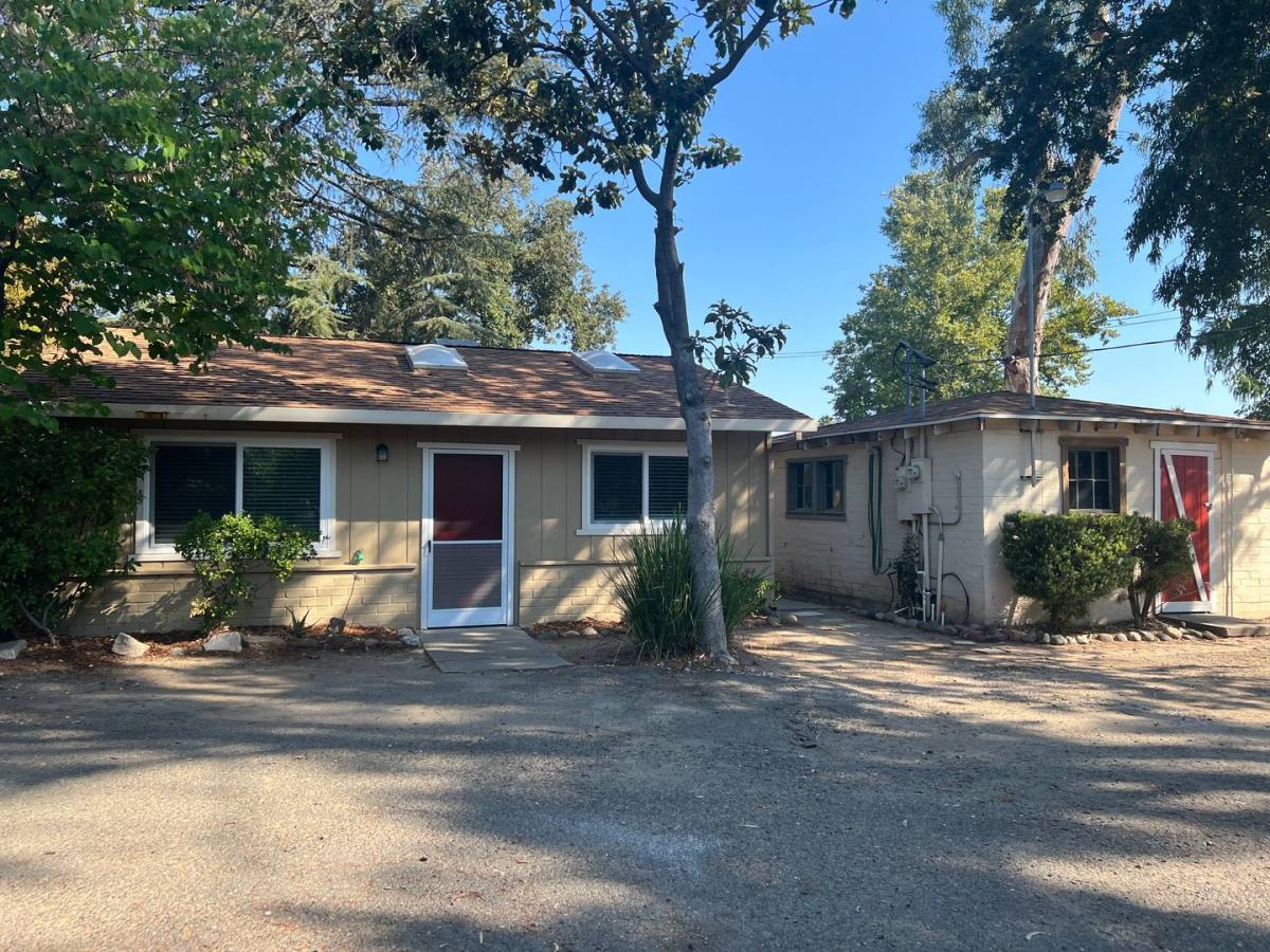 House for rent at 8141 Forest Oak B, Citrus Heights, CA 95610