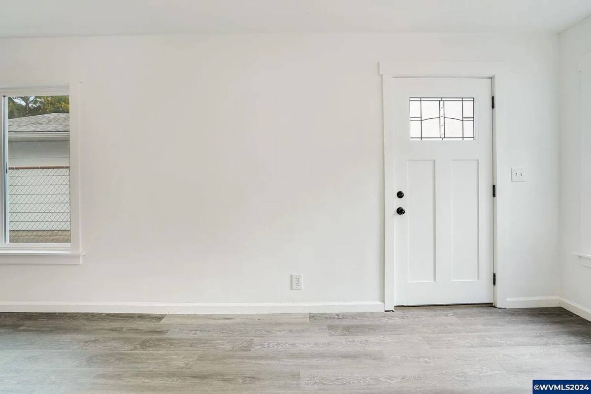 Apartment for rent at 242 Jackson St E, Monmouth, OR 97361