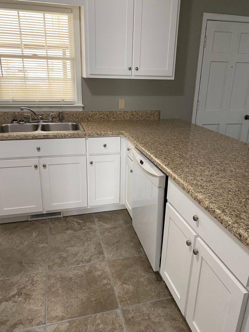 House for rent at 2018 Acker Dr, Albany, GA 31707