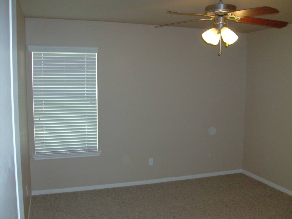 Townhouse for rent at 3102 B Lineage Loop, Killeen, TX 76549