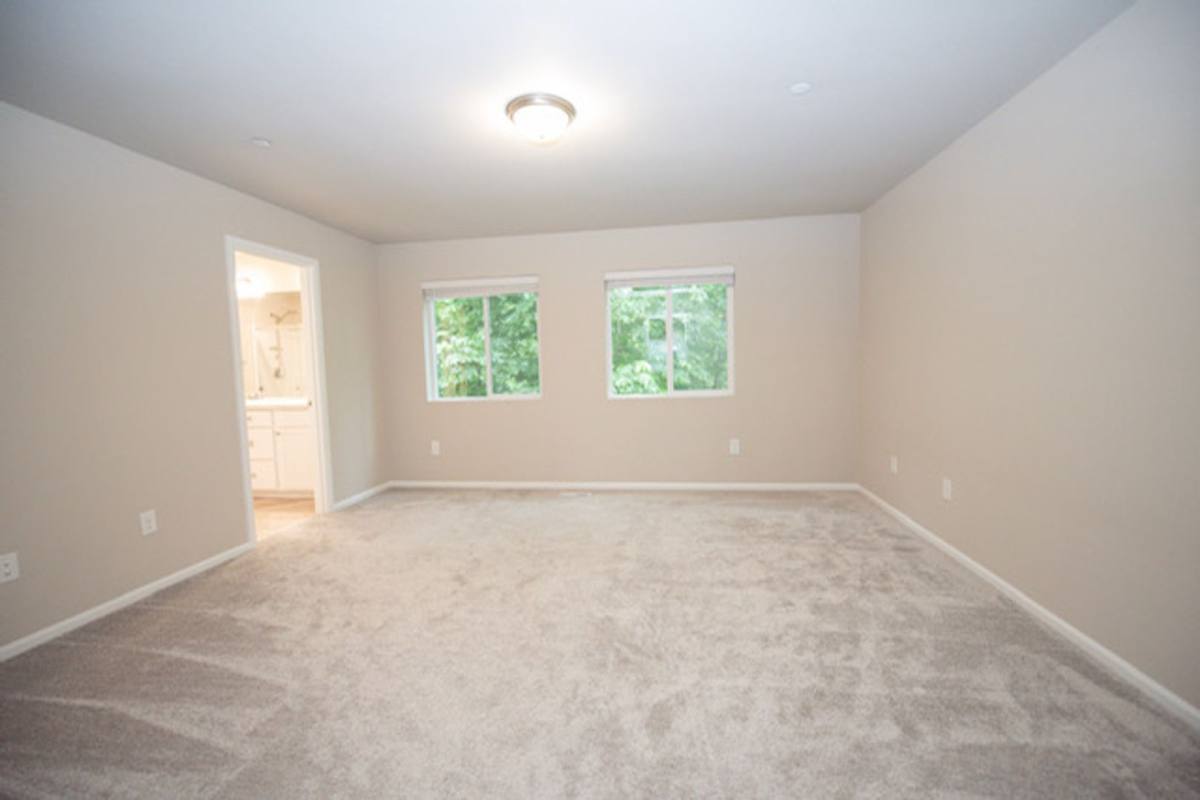 House for rent at 1118 Swan Loop, Dupont, WA 98327