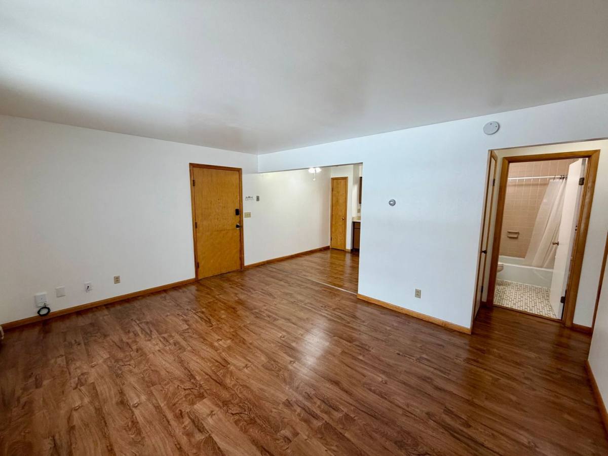 Apartment for rent at 1120 Sunset Blvd, Stevens Point, WI 54481