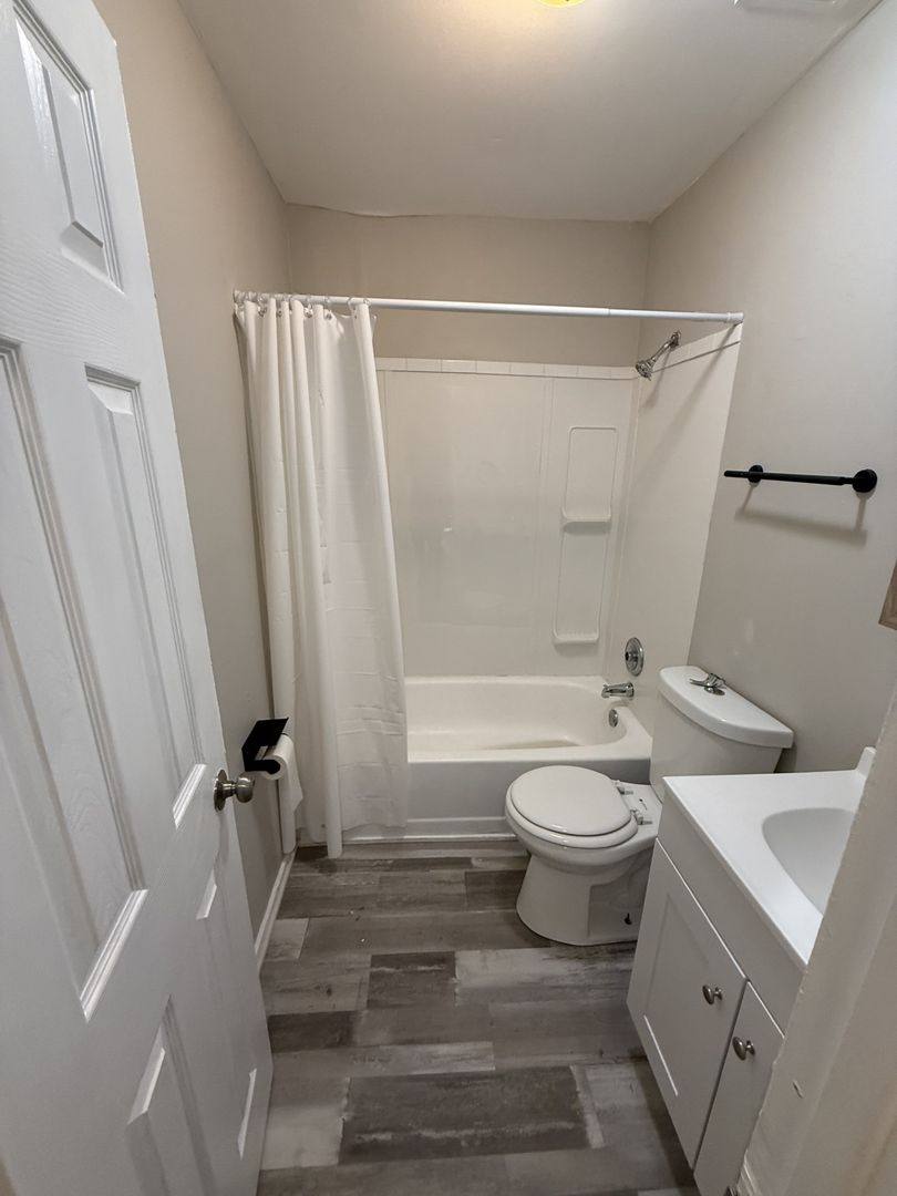 Apartment for rent at 336 W 8th St, Chester, PA 19013