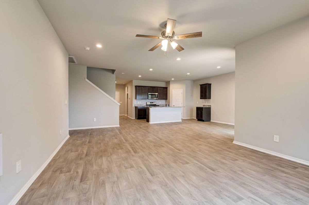 House for rent at 10516 NW 24th St, Yukon, OK 73099