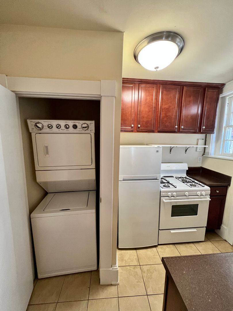 Apartment for rent at 1709 Hanover Ave, Richmond, VA 23220
