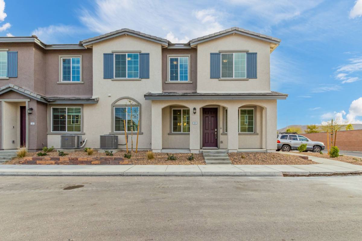 Townhouse for rent at 25 Barbara Lane, Las Vegas, NV 89183
