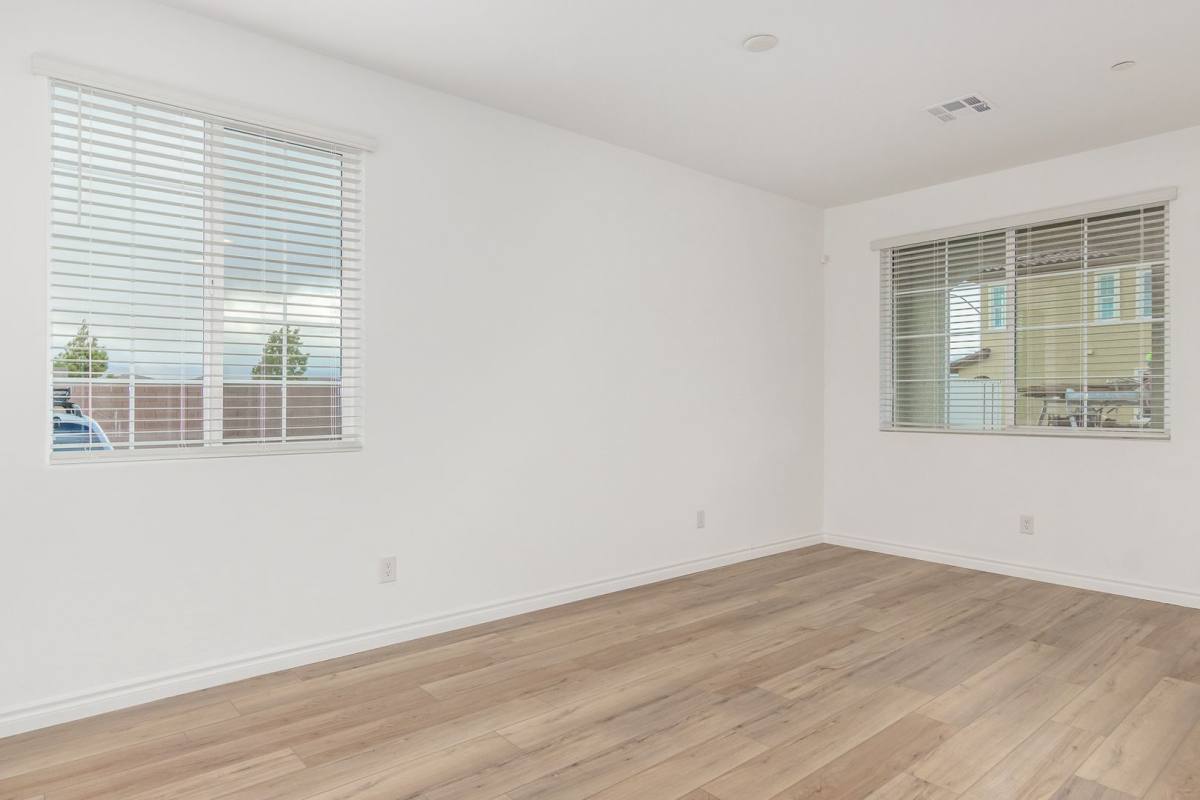 Townhouse for rent at 25 Barbara Lane, Las Vegas, NV 89183