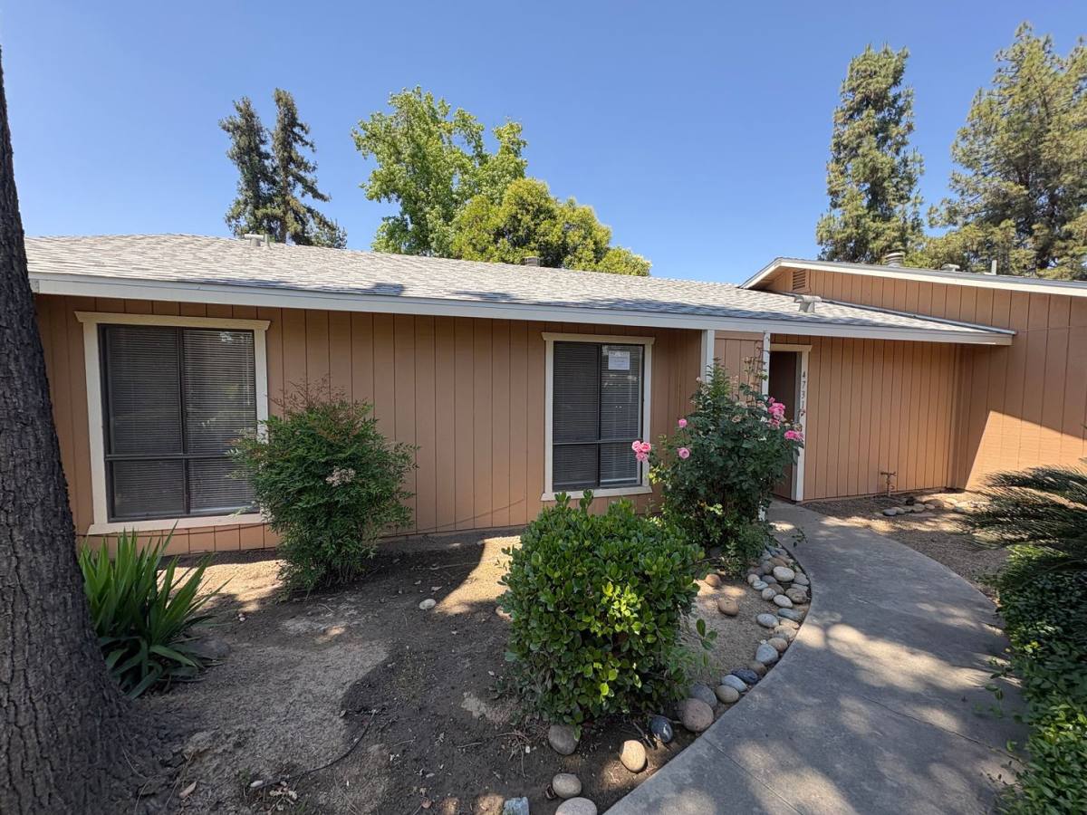 Condo for rent at 4731 W School Ave, Visalia, CA 93291