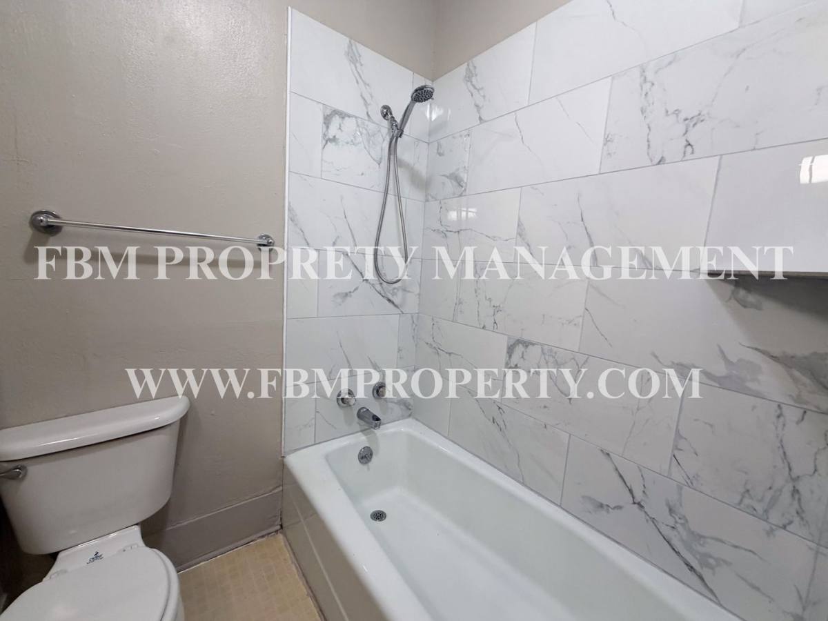 House for rent at 205 W Gilmer St, Ennis, TX 75119