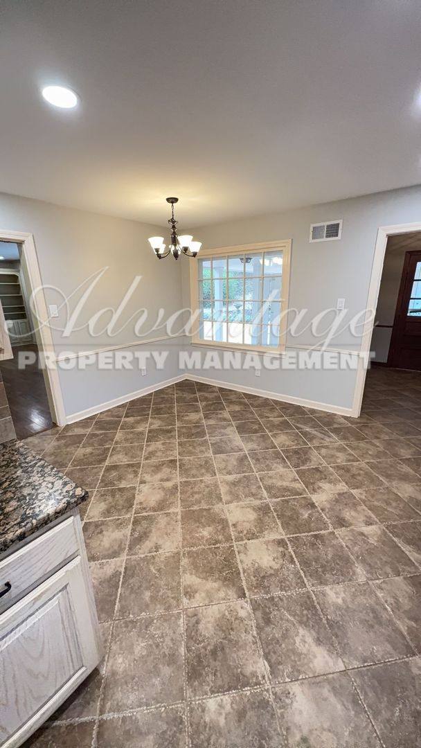 House for rent at 7253 Stamford Dr, Germantown, TN 38138