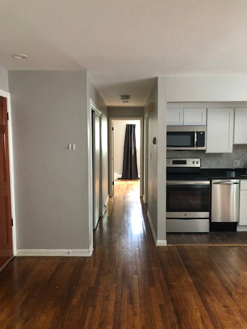 Apartment for rent at 550 Whitney Ave #5, New Haven, CT 06511