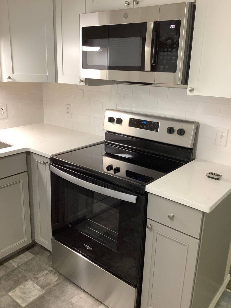 Apartment for rent at 1054 Callahan Dr, Bremerton, WA 98310