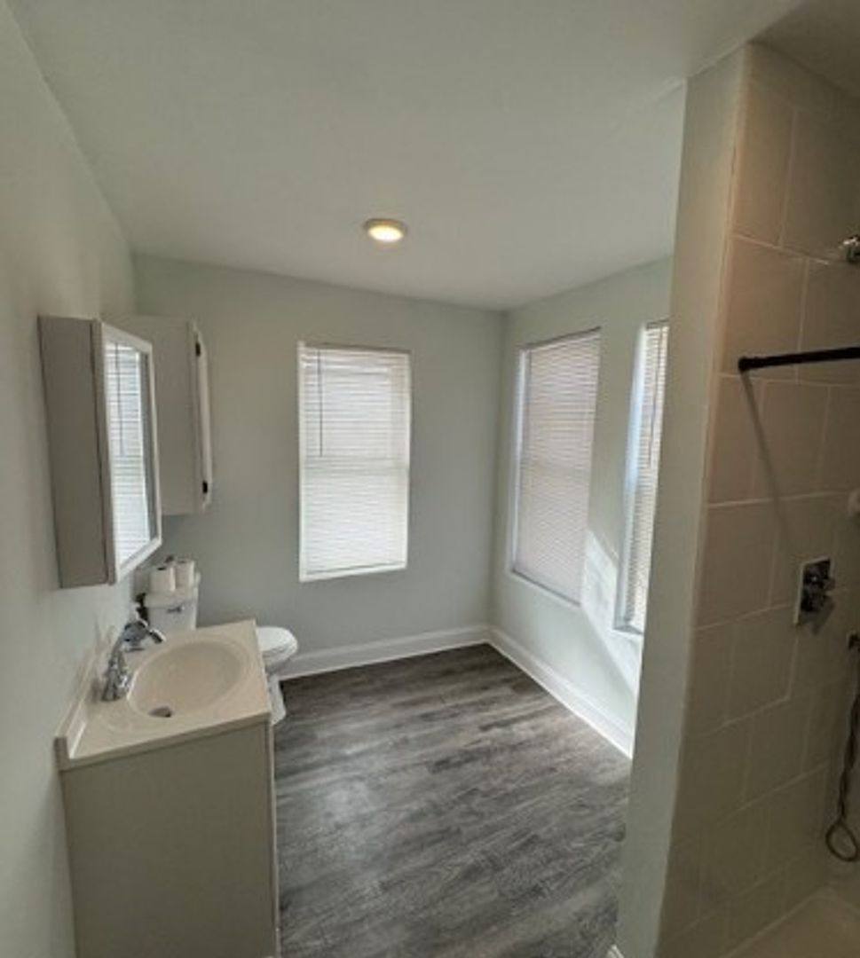 House for rent at 122 N 13th St, Easton, PA 18042