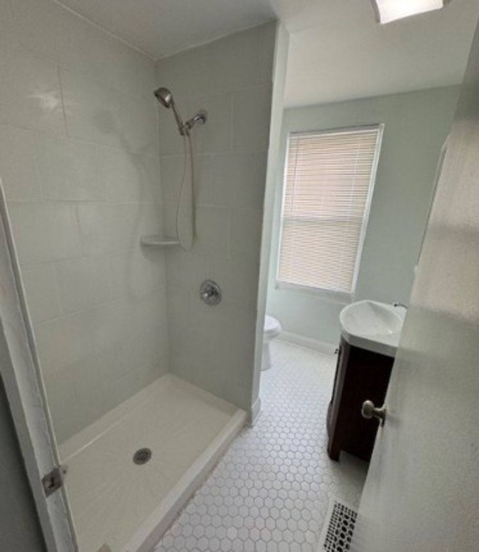 House for rent at 122 N 13th St, Easton, PA 18042