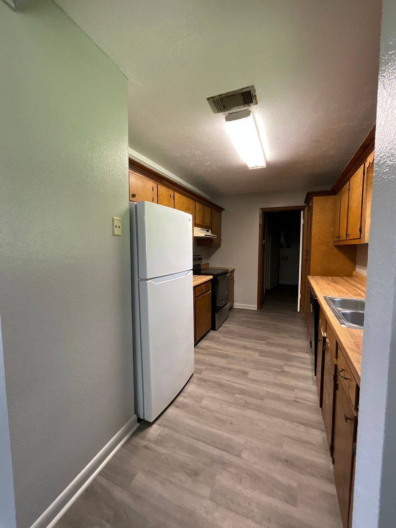 House for rent at 400 S Seventh St, Leesville, LA 71446