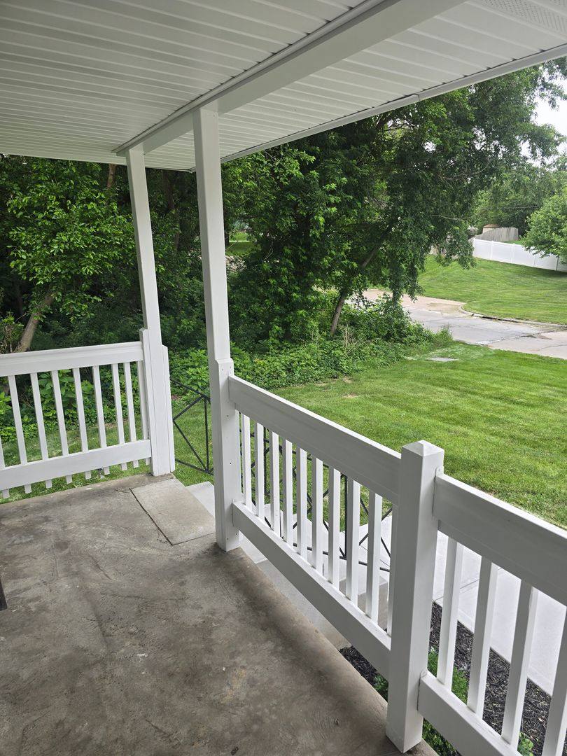 Apartment for rent at 5101 Grover St, Omaha, NE 68106