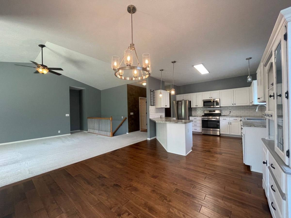 House for rent at 1007 Timberline Dr, Papillion, NE 68046