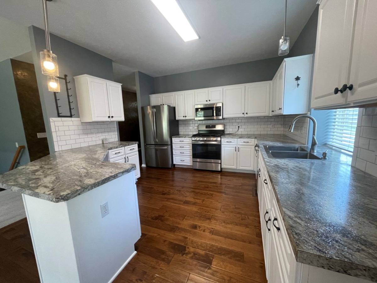 House for rent at 1007 Timberline Dr, Papillion, NE 68046