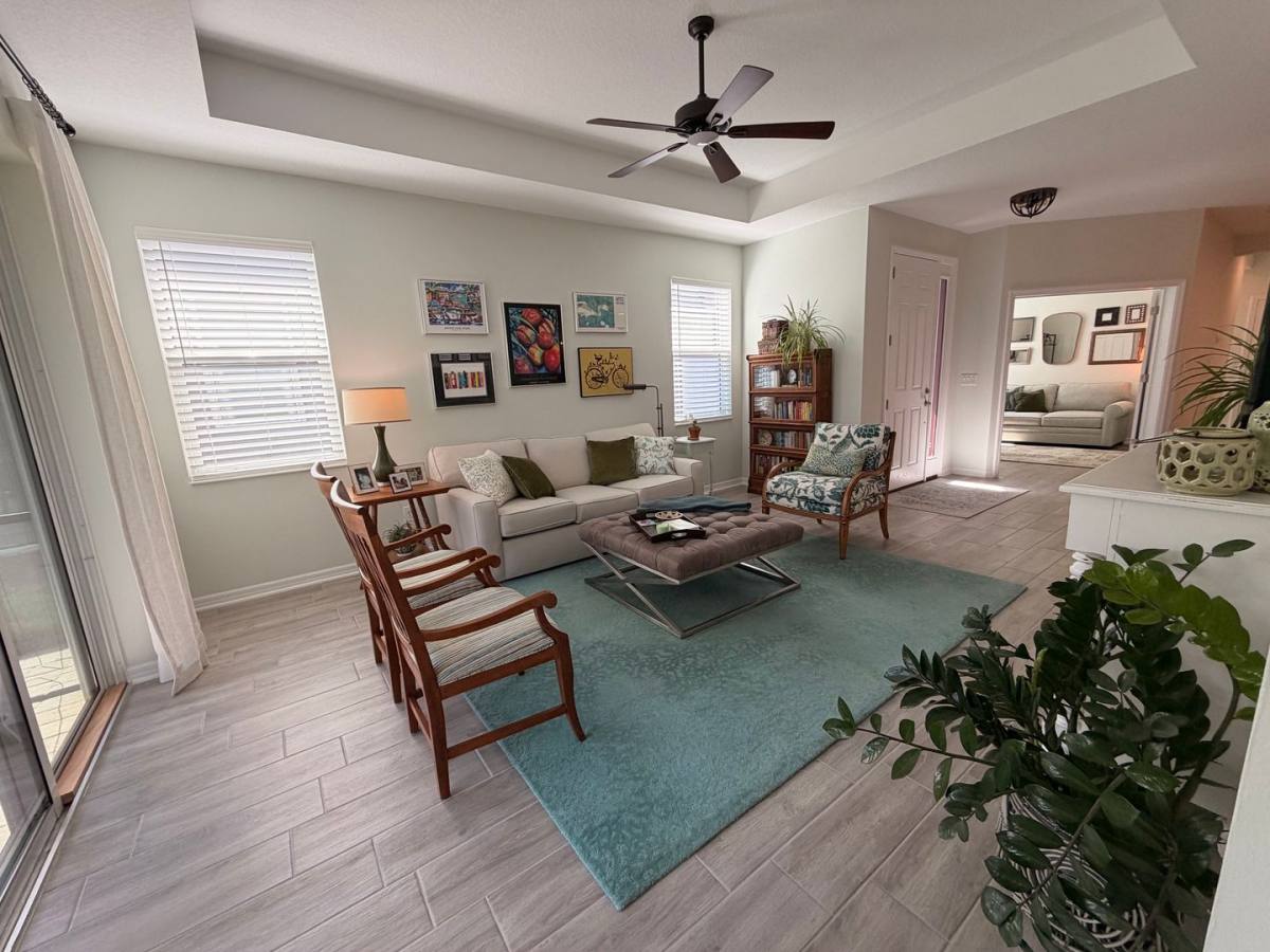 House for rent at 6001 Fiore Dr, Bradenton, FL 34208