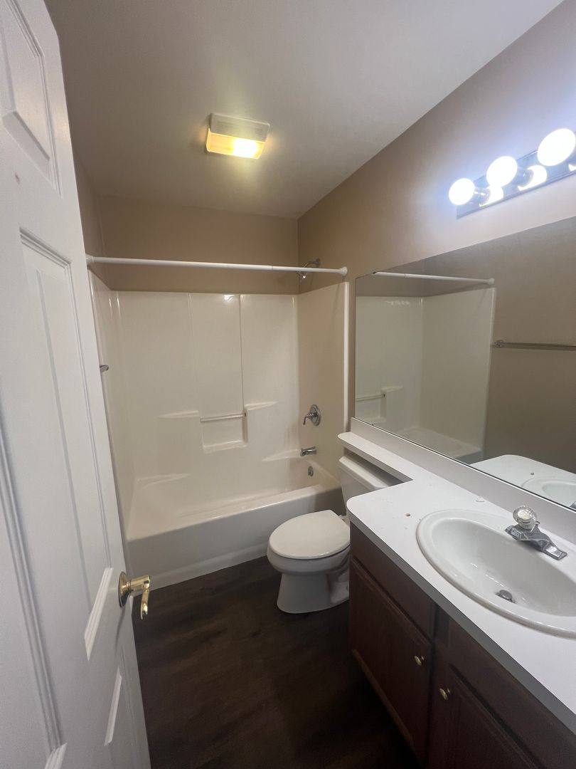 Apartment for rent at 18-21 Eastwick Lane, Carlisle, PA 17015
