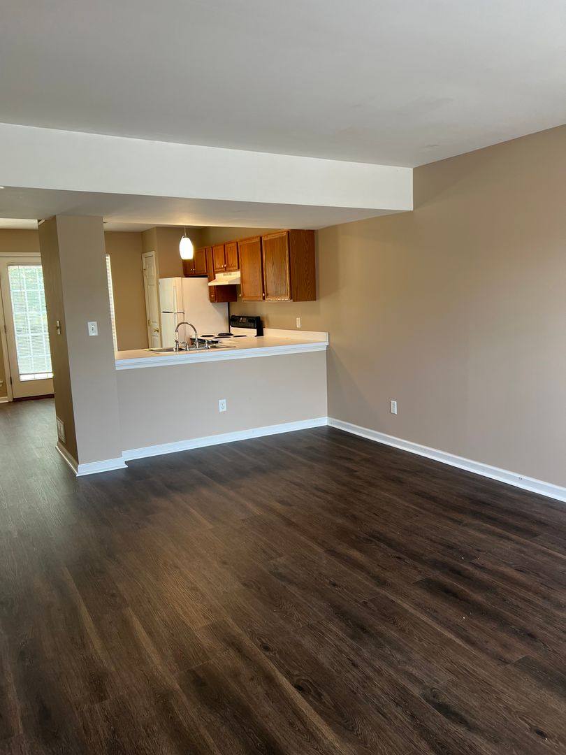 Apartment for rent at 18-21 Eastwick Lane, Carlisle, PA 17015