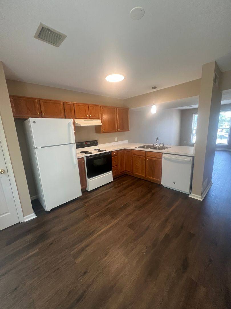 Apartment for rent at 18-21 Eastwick Lane, Carlisle, PA 17015