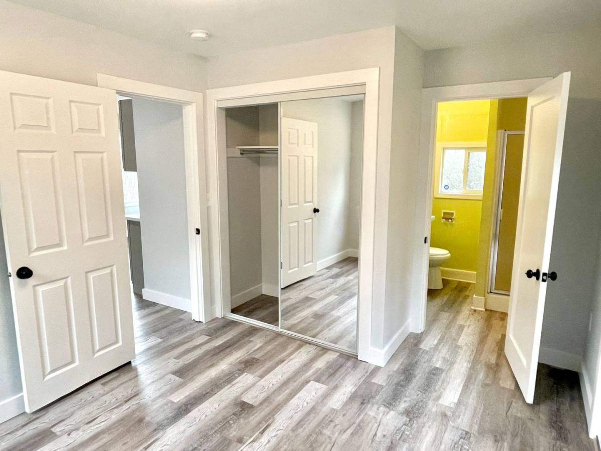 House for rent at 3219 SE 119th Ave, Portland, OR 97266