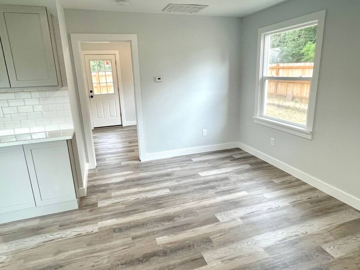 House for rent at 3219 SE 119th Ave, Portland, OR 97266
