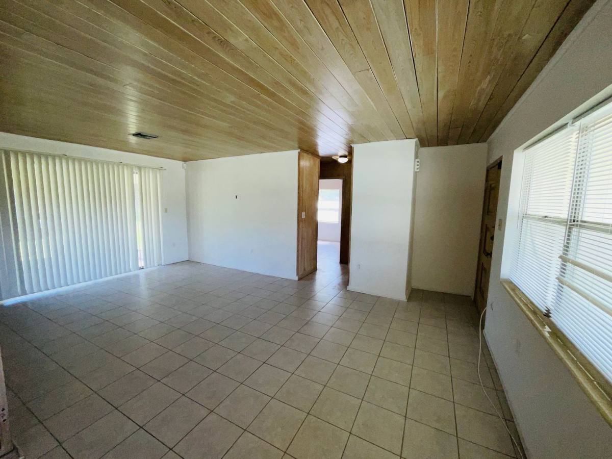 House for rent at 1406 Citrus Ave, Fort Pierce, FL 34950