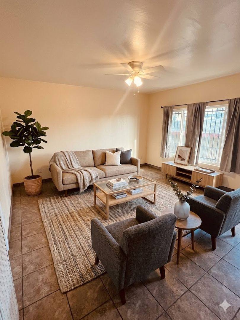 Apartment for rent at 612 W 81st St, Los Angeles, CA 90044