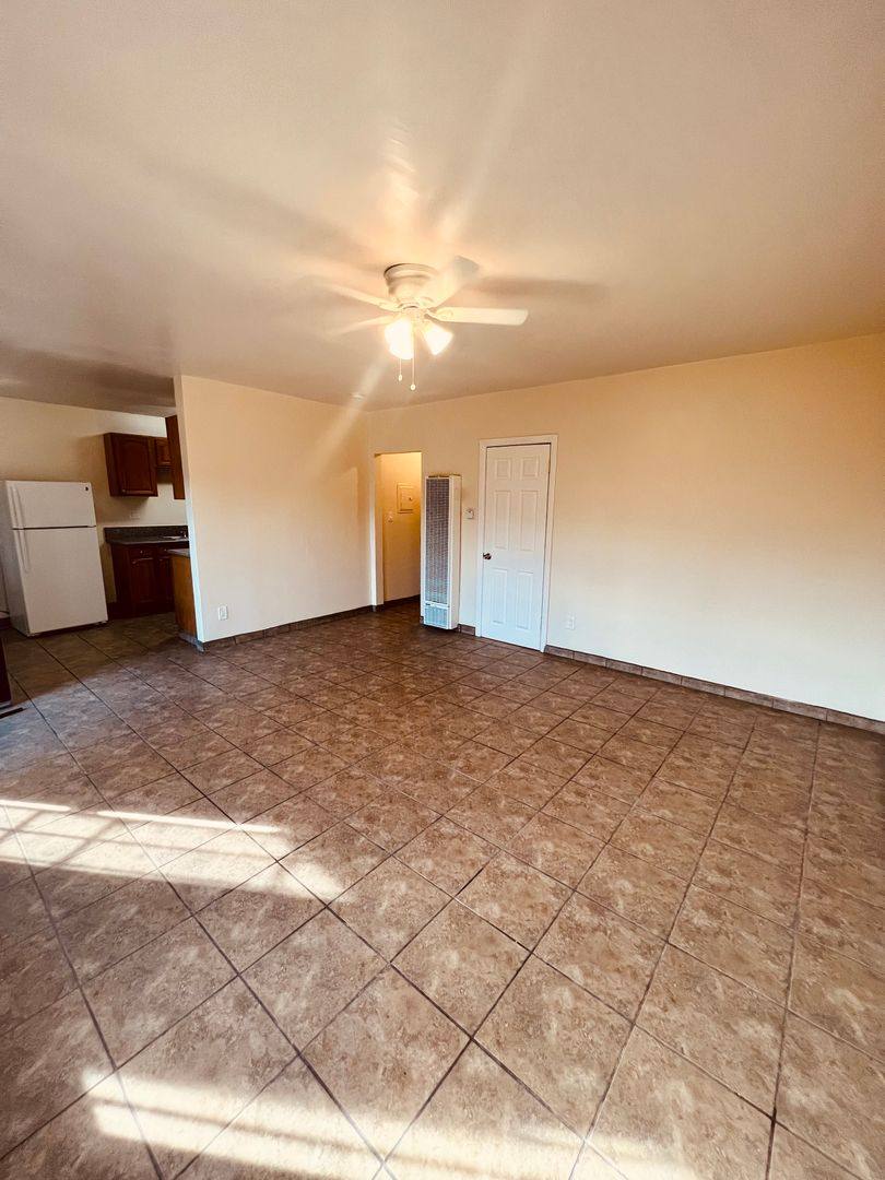 Apartment for rent at 612 W 81st St, Los Angeles, CA 90044