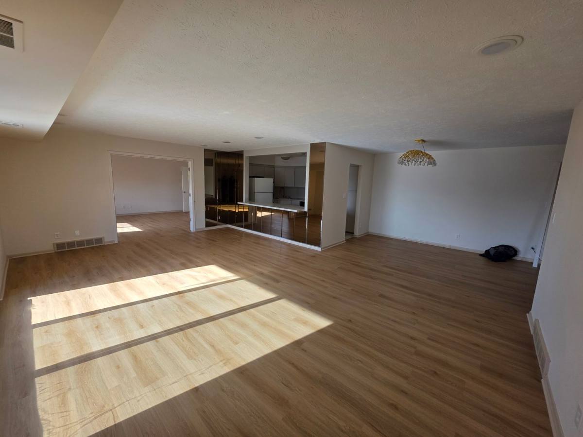 Apartment for rent at 2202 Acacia Dr, Cleveland, OH 44124