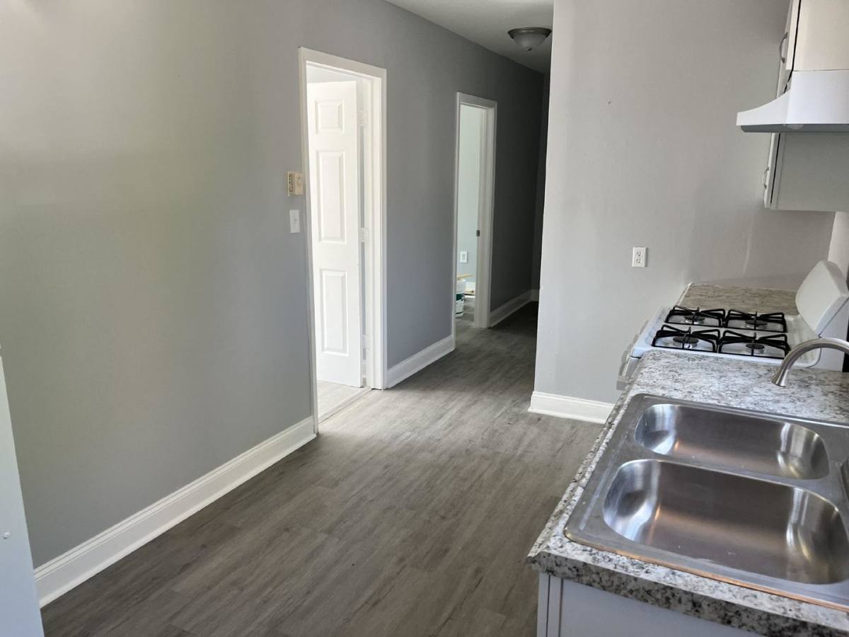 Apartment for rent at 412 N 8th St, Stroudsburg, PA 18360