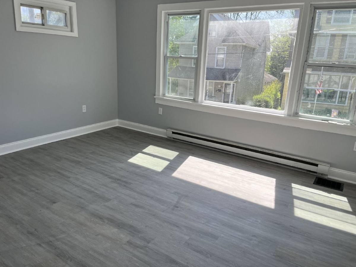 Apartment for rent at 412 N 8th St, Stroudsburg, PA 18360