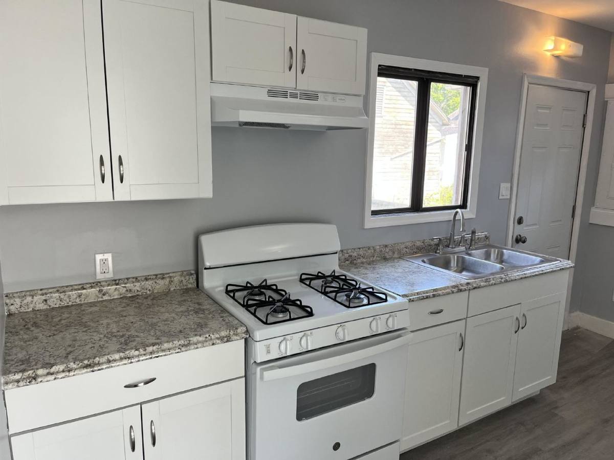 Apartment for rent at 412 N 8th St, Stroudsburg, PA 18360