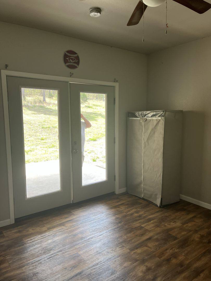 Apartment for rent at 380 Jumbo Rd, Melbourne, AR 72556