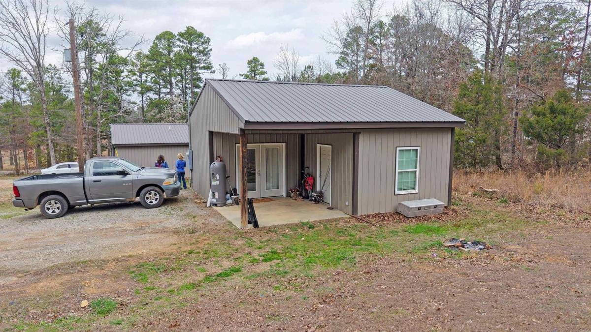 Apartment for rent at 380 Jumbo Rd, Melbourne, AR 72556