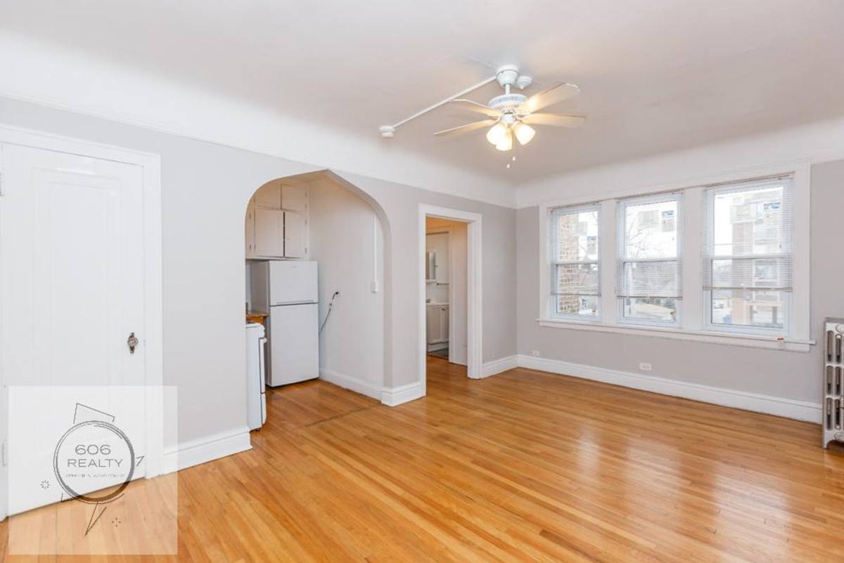 Apartment for rent at 7542 Adams St, Forest Park, IL 60130