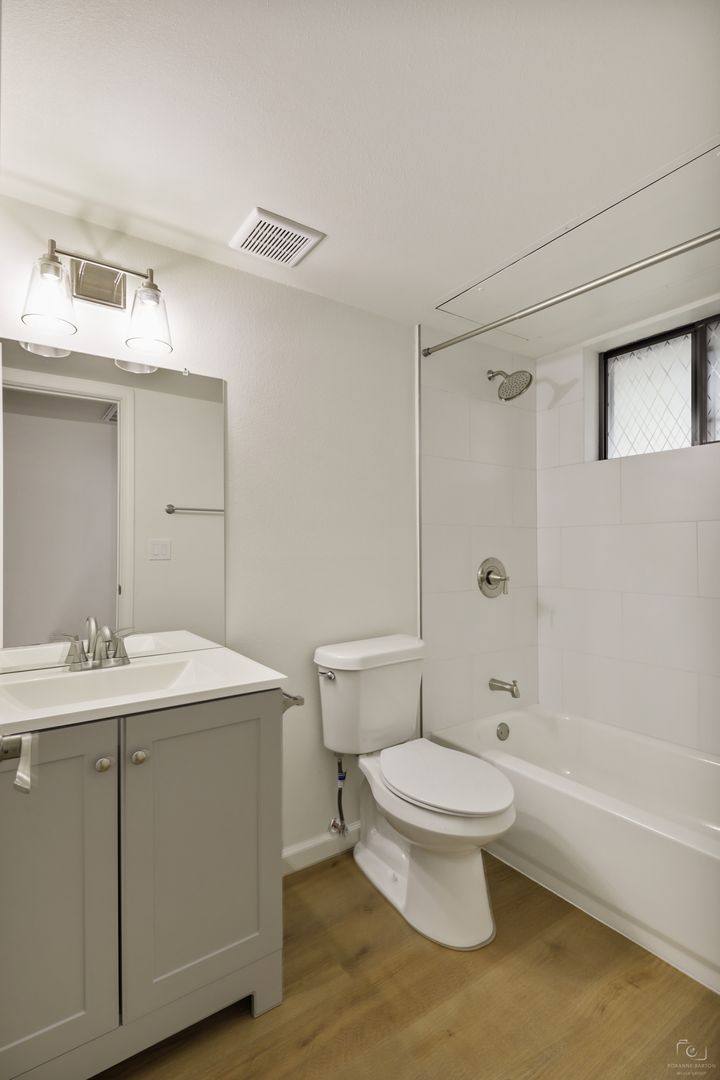 Apartment for rent at 4823 Gaston Ave, Dallas, TX 75246