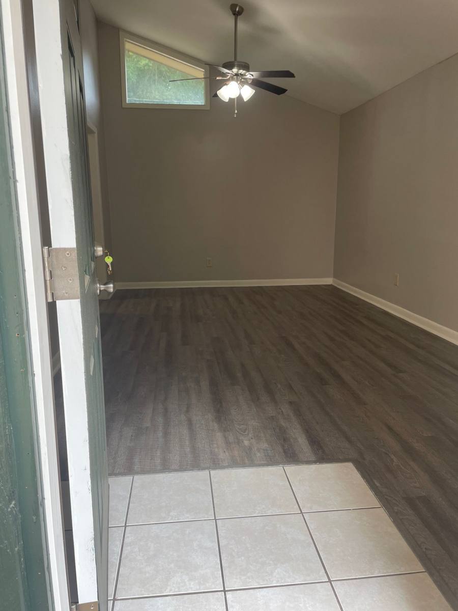 Apartment for rent at 2000 2004 Simmons St, Alexandria, LA 71303