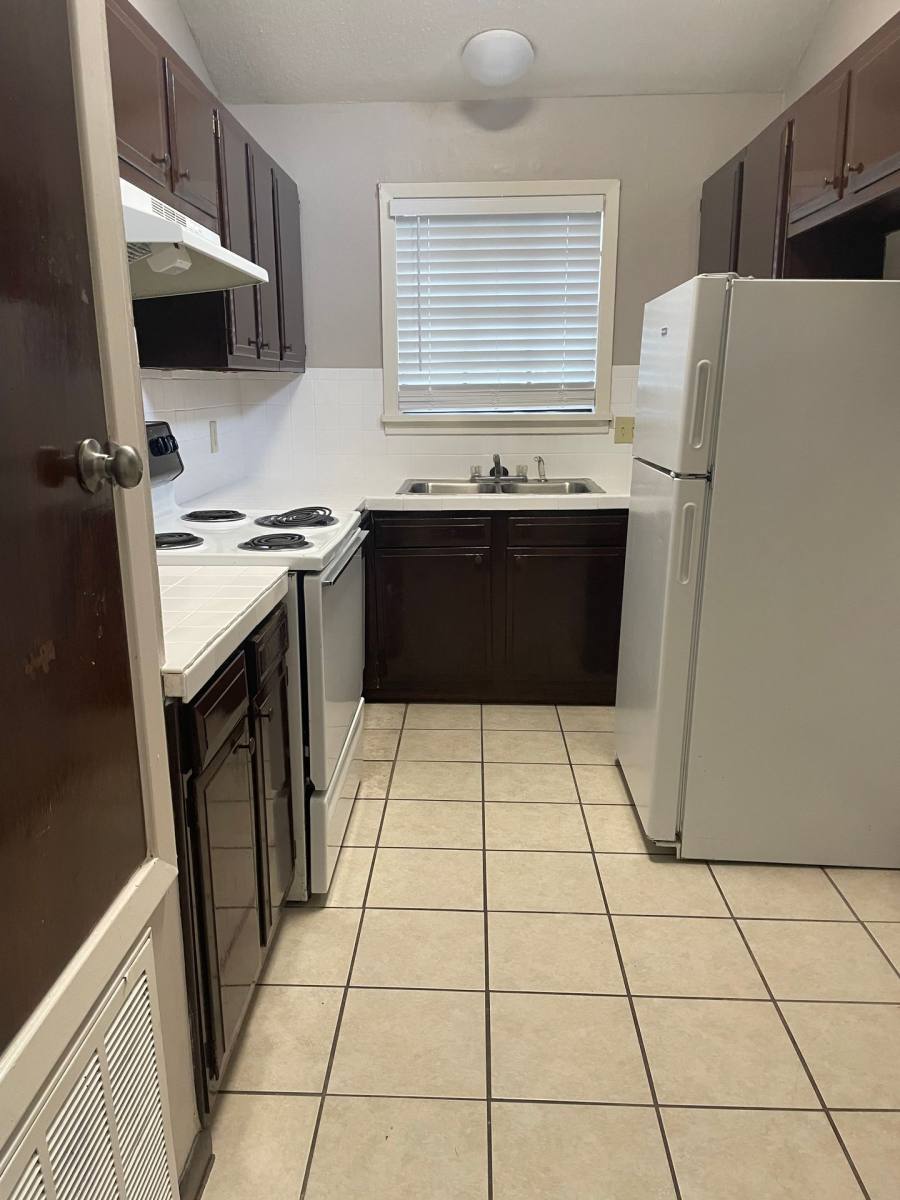 Apartment for rent at 2000 2004 Simmons St, Alexandria, LA 71303